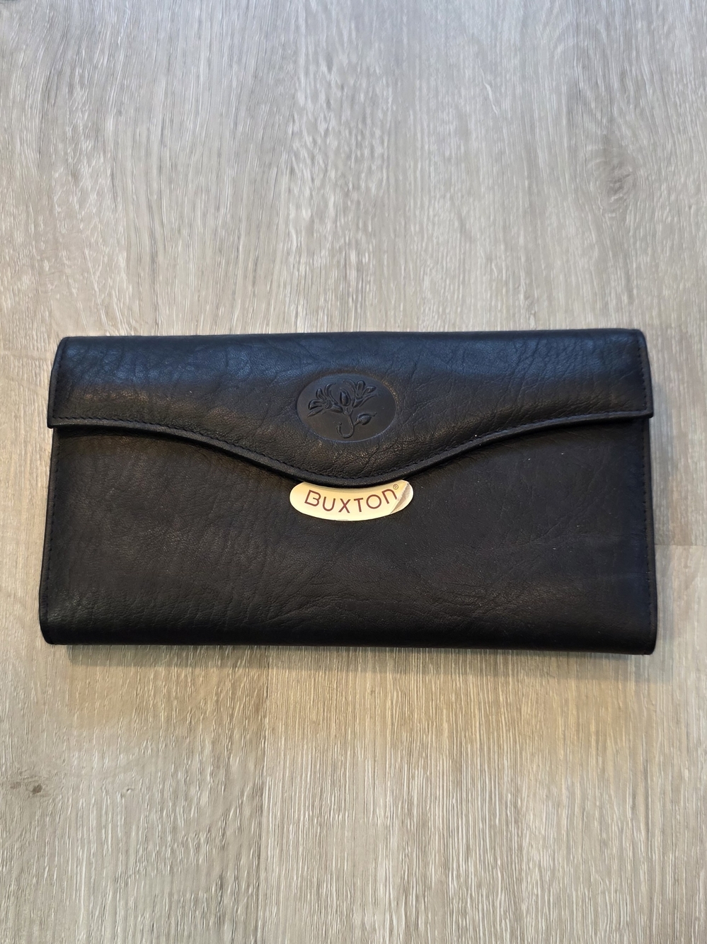 Buxton Women's Black Leather Wallet/Organizer